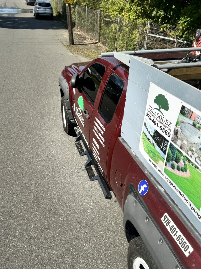 Velasquez Landscaping project showcase