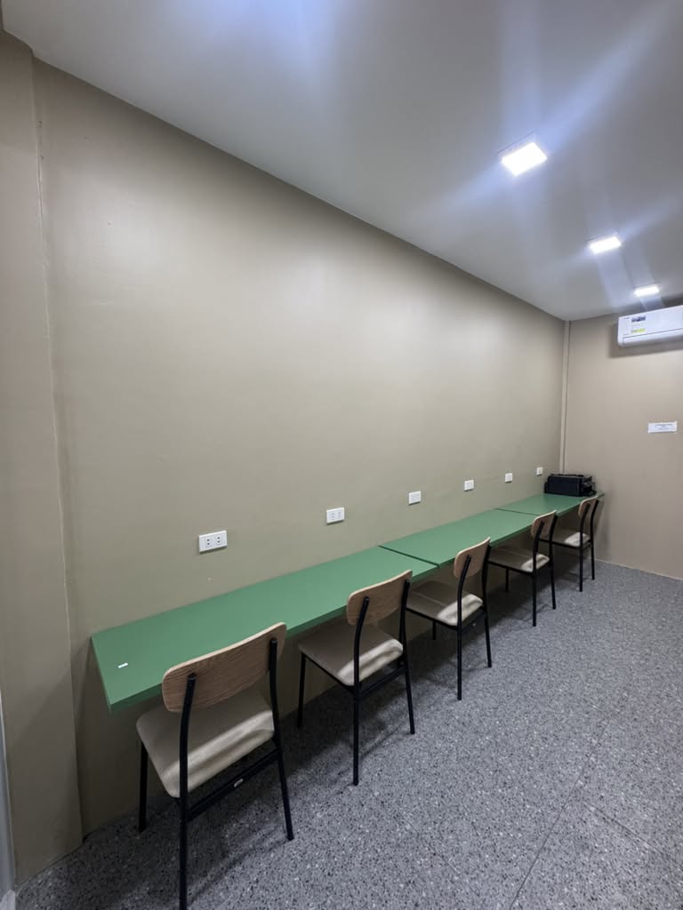 Bangkal Branch dine-in spot with sockets
