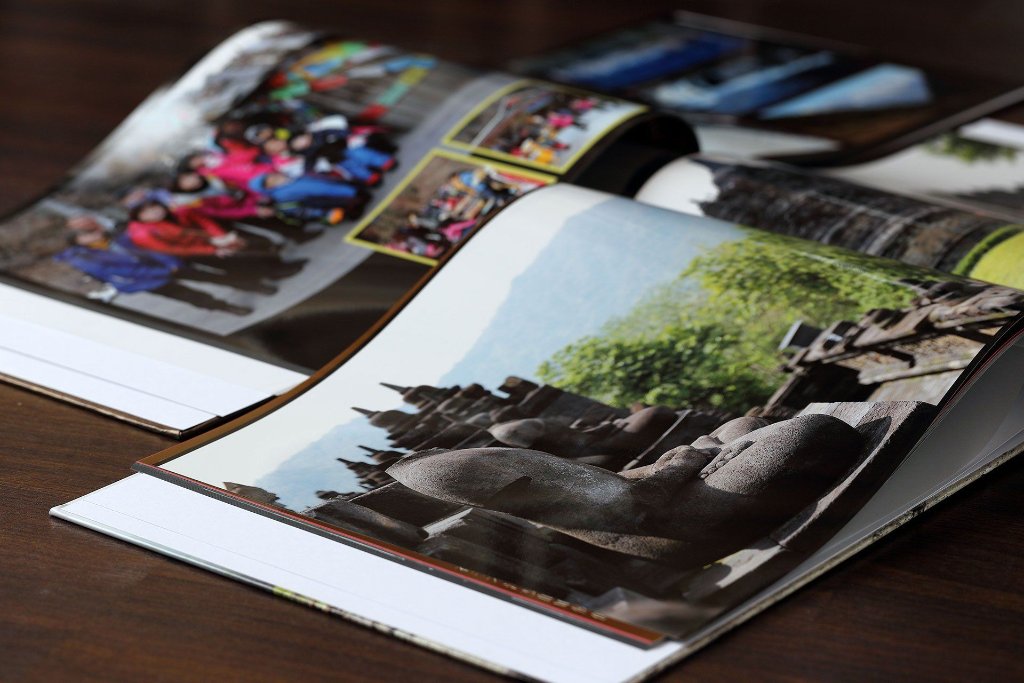 Professional large-format printing equipment at Lamination House