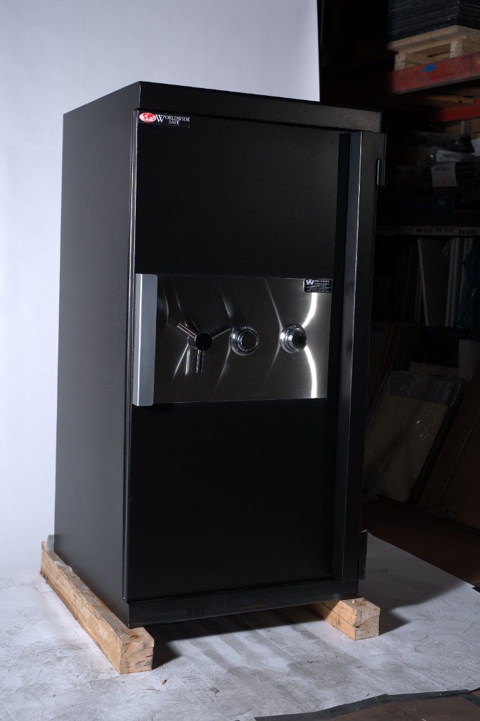 TL-30x6 high-security safe