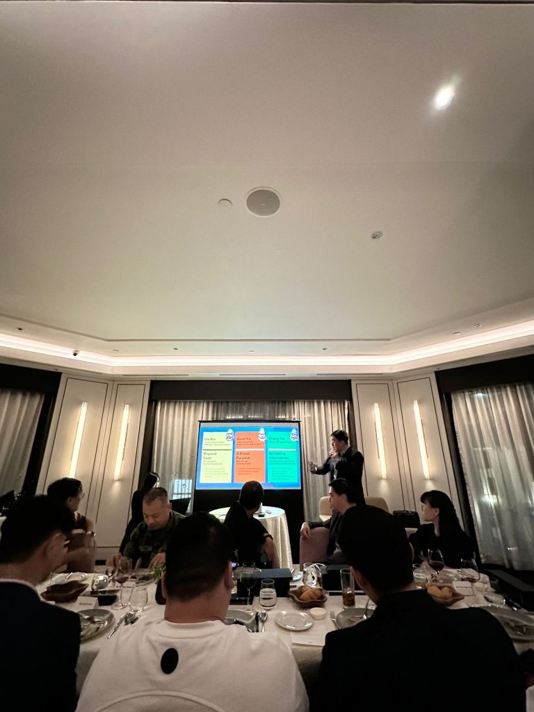 Dexter Koh, MBA, CFP® leading a financial workshop