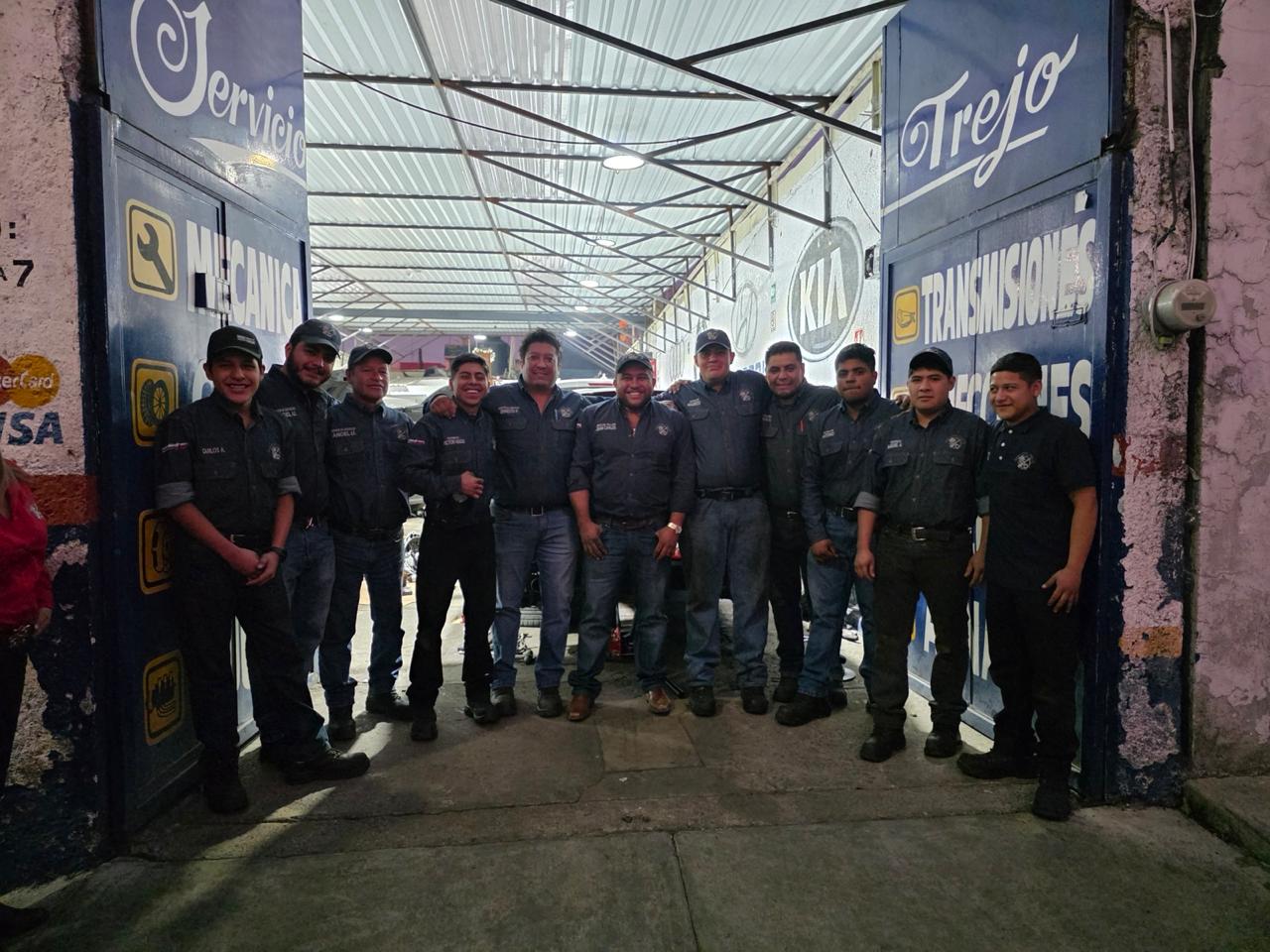 Equipo Servicio Automotriz Trejo
