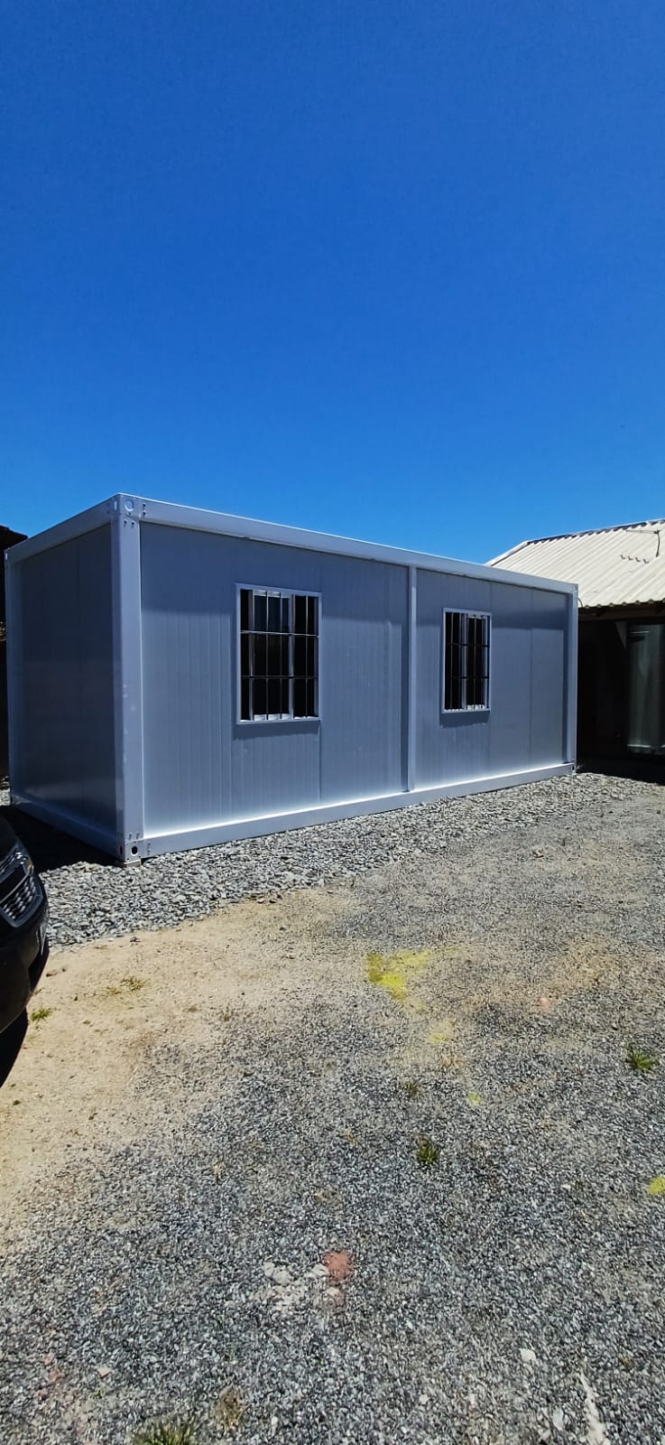 Casa modular 3x7 em Ubatuba, São Francisco do Sul: montagem em 3 dias