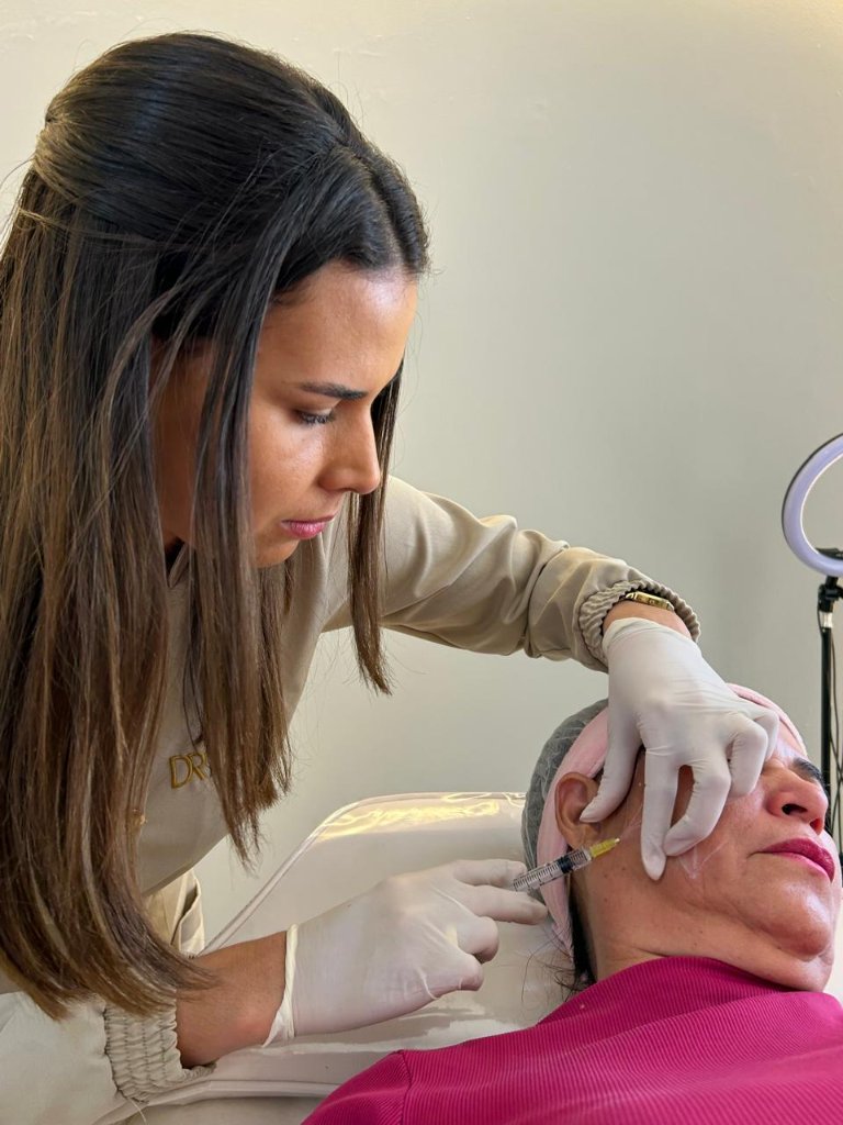 Procedimento facial Georgia Ribeiro