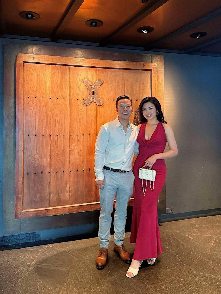 Manh Nguyen and his wife