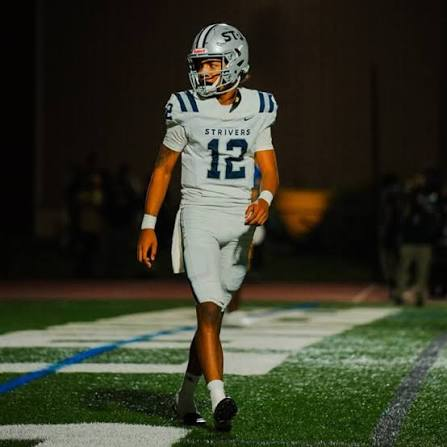 Kash Carter in action — quarterback throwing mechanics