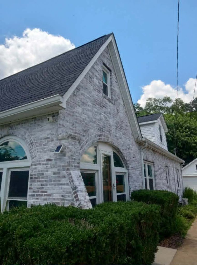 Arched window facade — after
