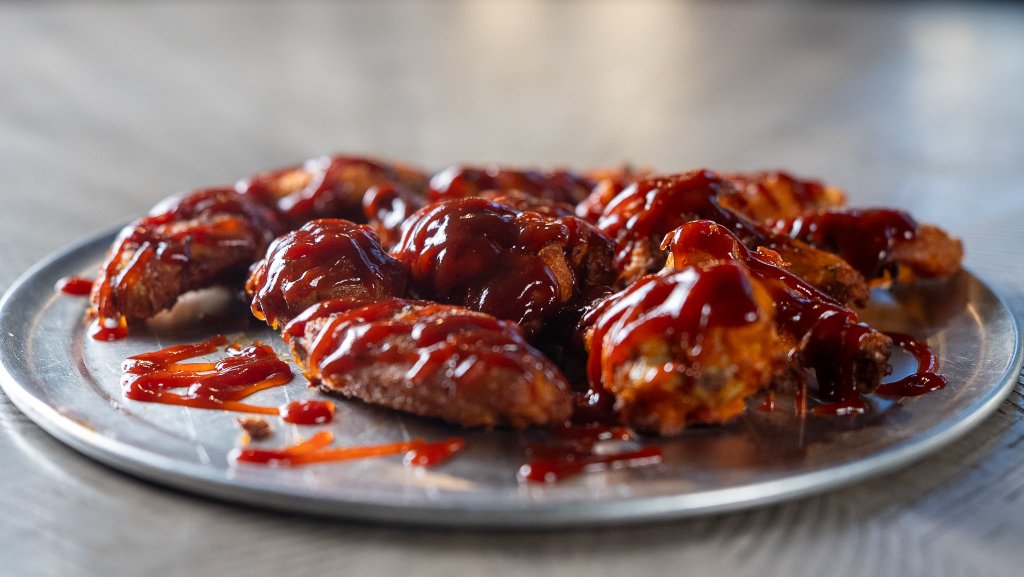 BBQ wings platter