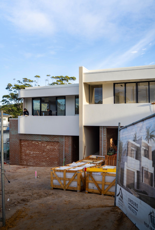 Coastal Three Storey Duplex, North Avoca