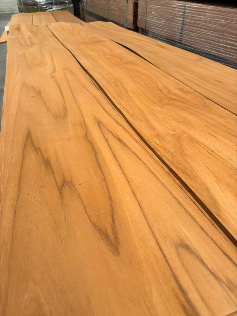 Raw Tectona Grandis teak, FSC® certified