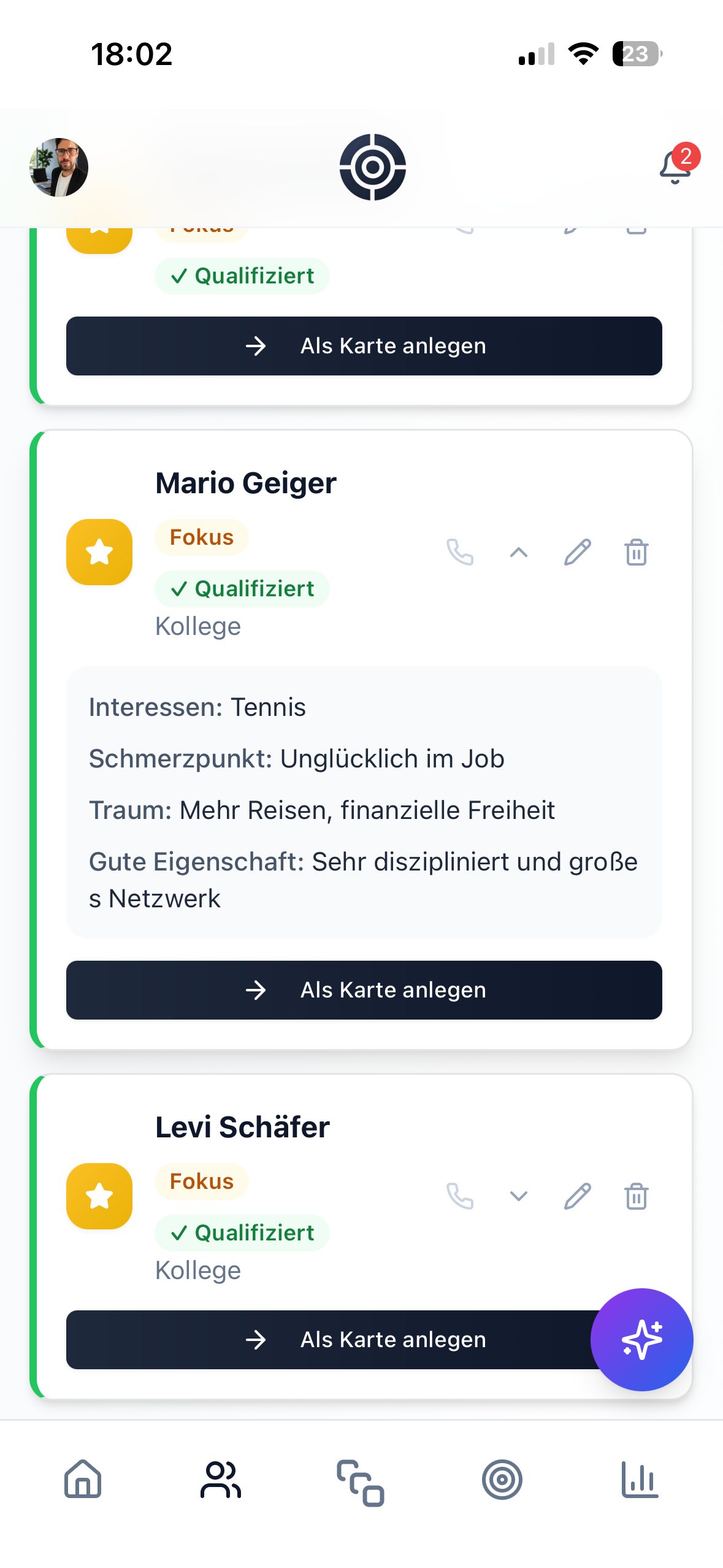 Jeder Kontakt mit Kontext.