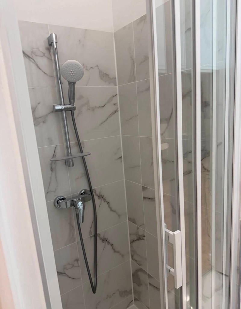 Pose de colonne et mitigeur de douche — Olivier Plomberie à Vaires-sur-Marne (Seine-et-Marne)