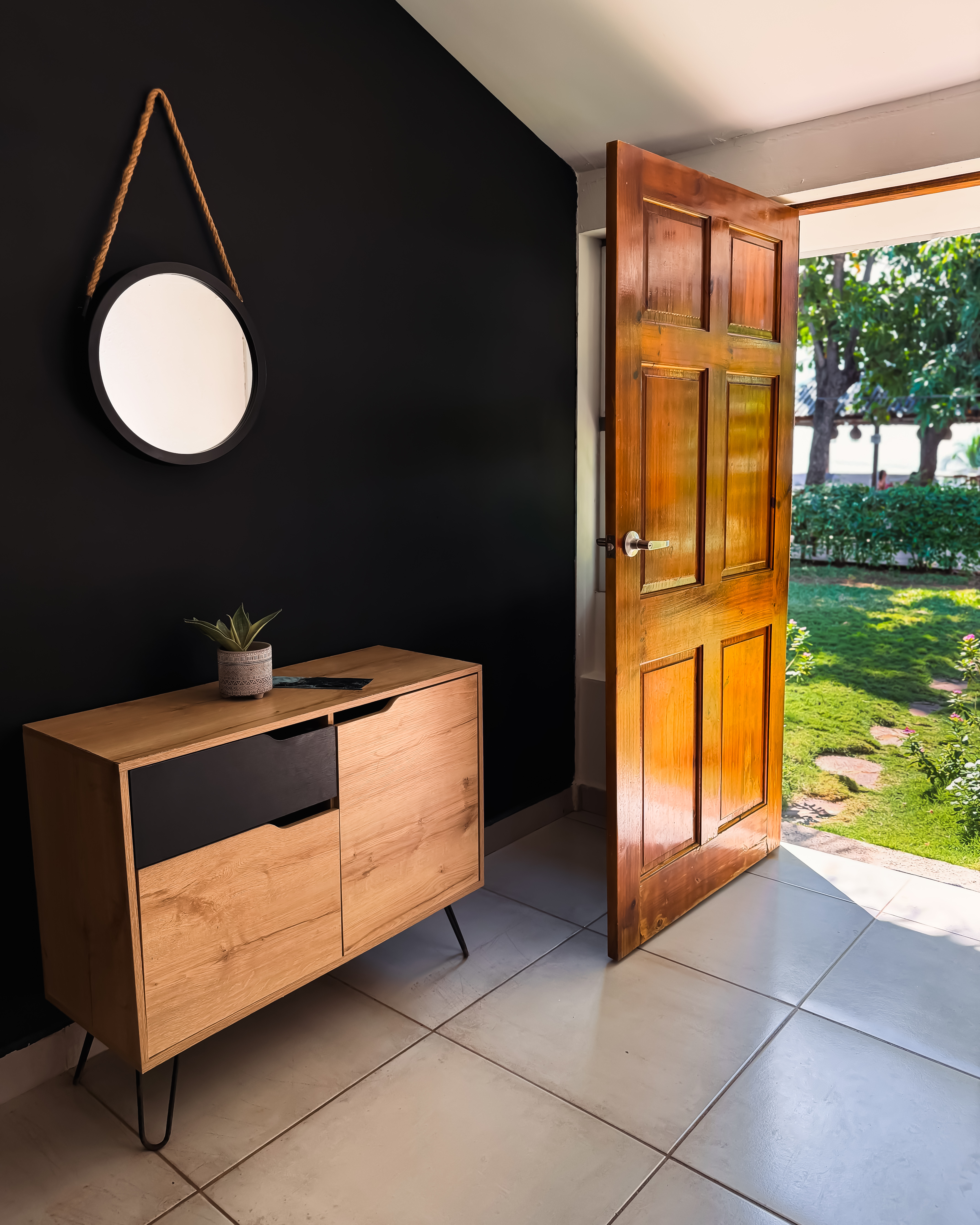 Studio Apartment — Pool View 8