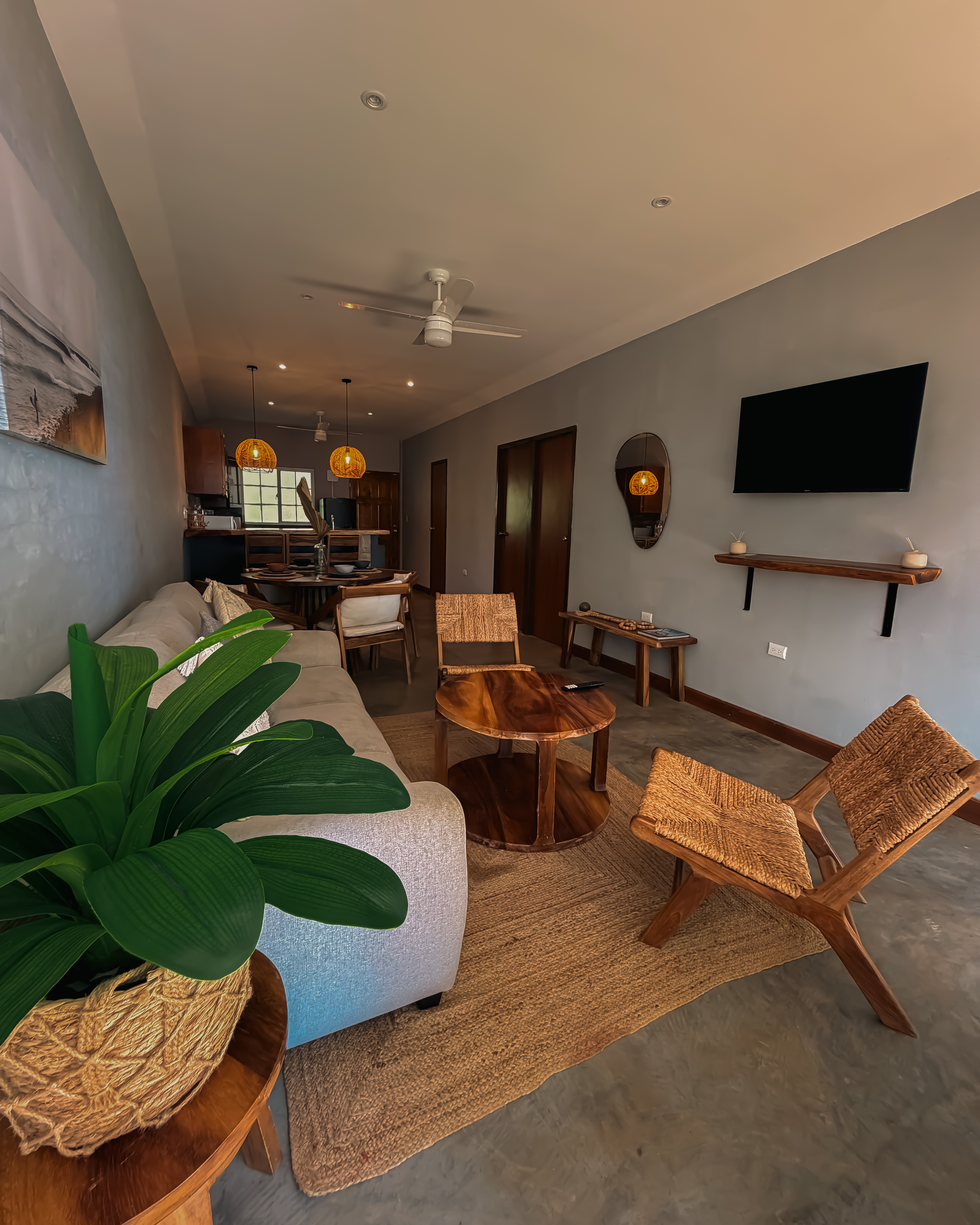 Deluxe Studio — Ocean View 8