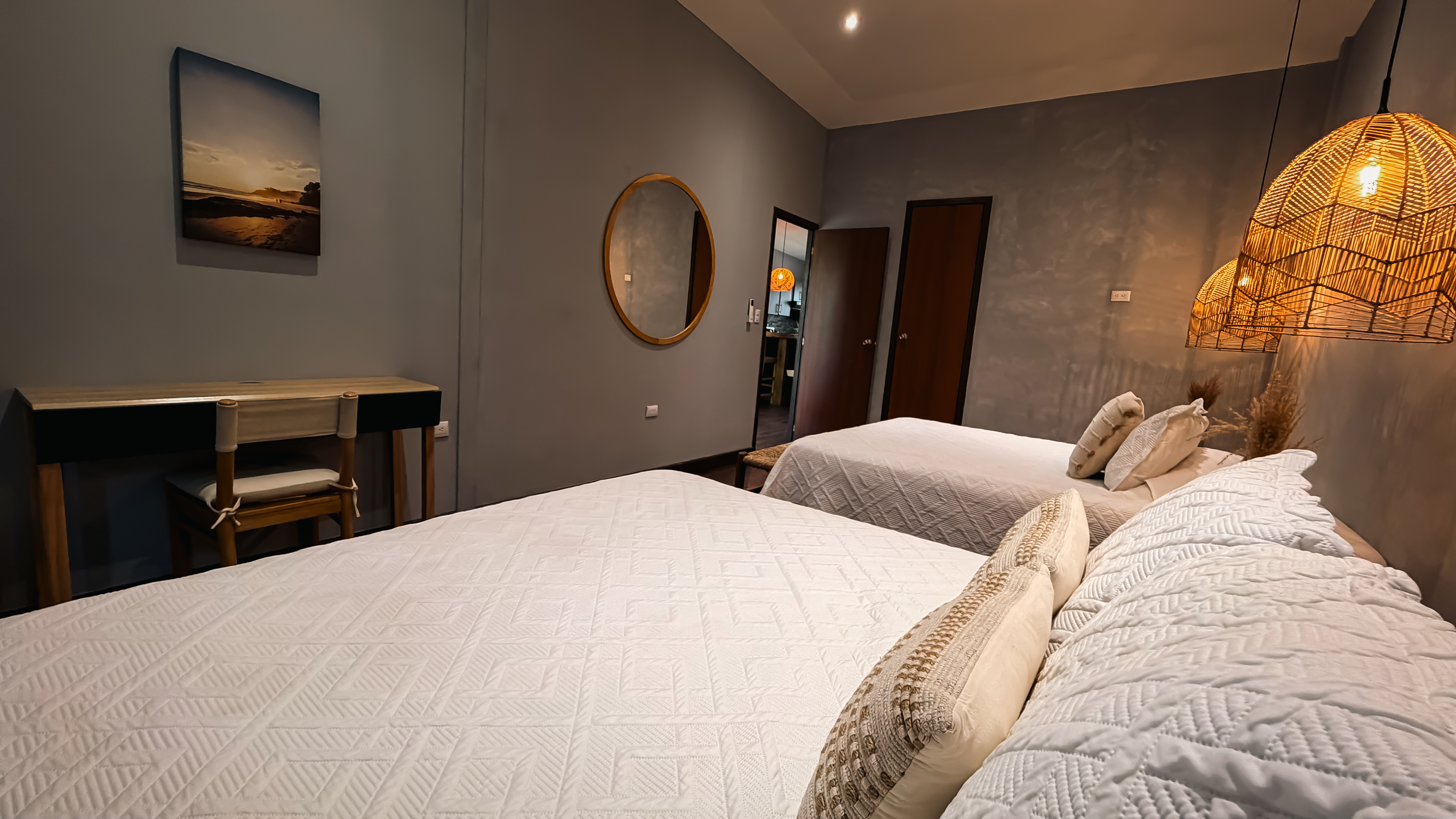 Deluxe Studio Apartment — Sea View 3