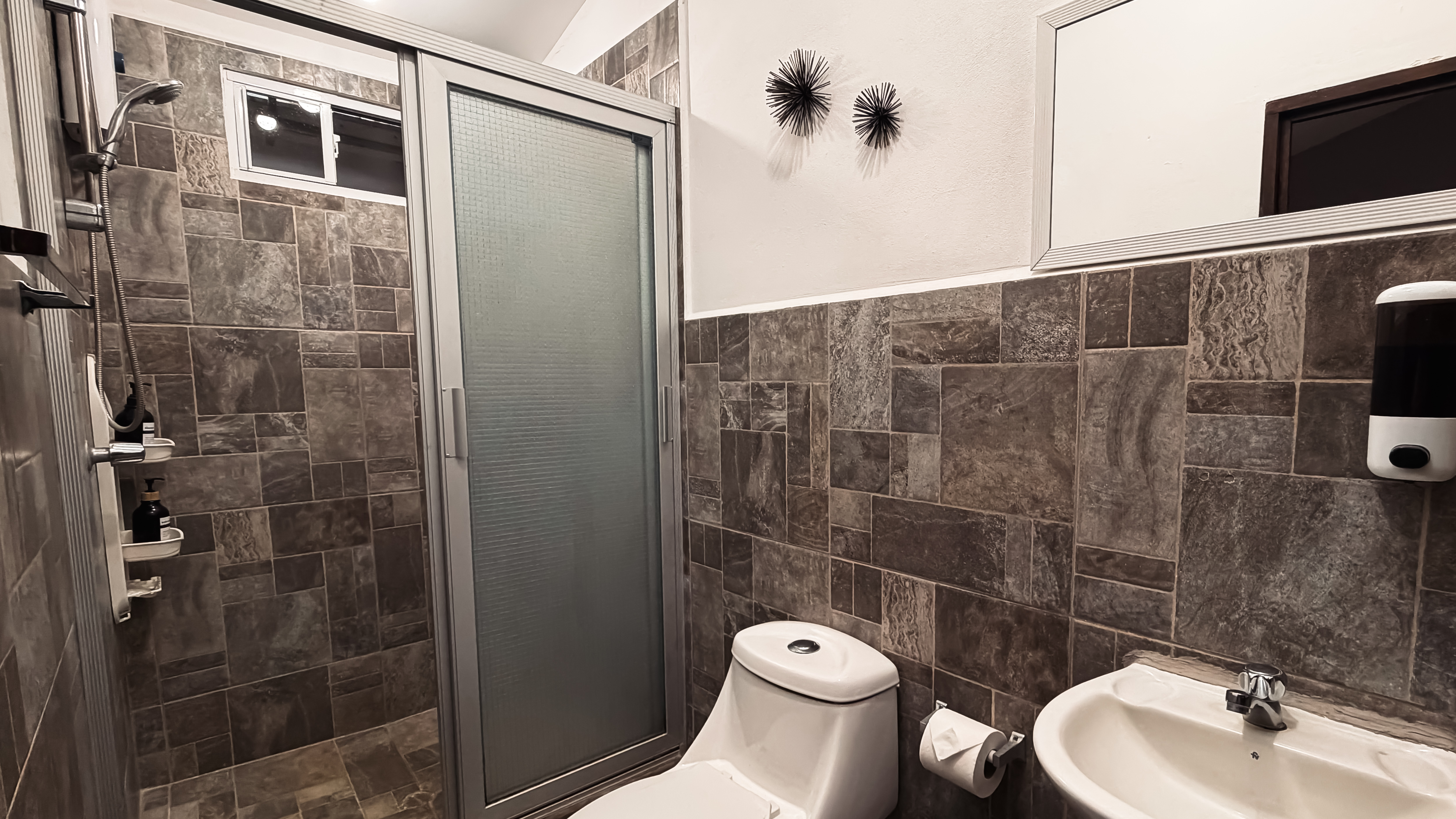 Studio Apartment — Pool View 9