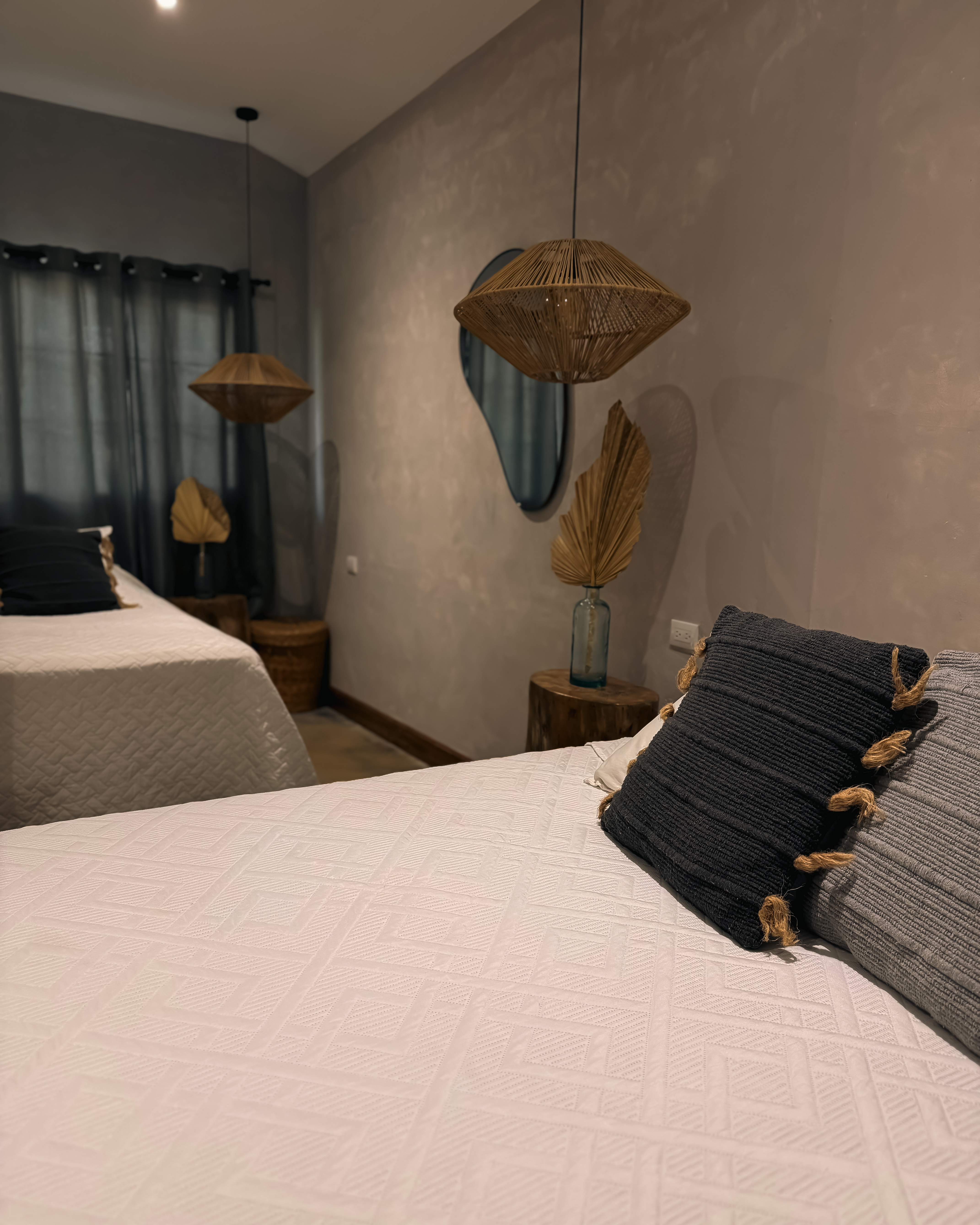 Deluxe Studio — Ocean View 2