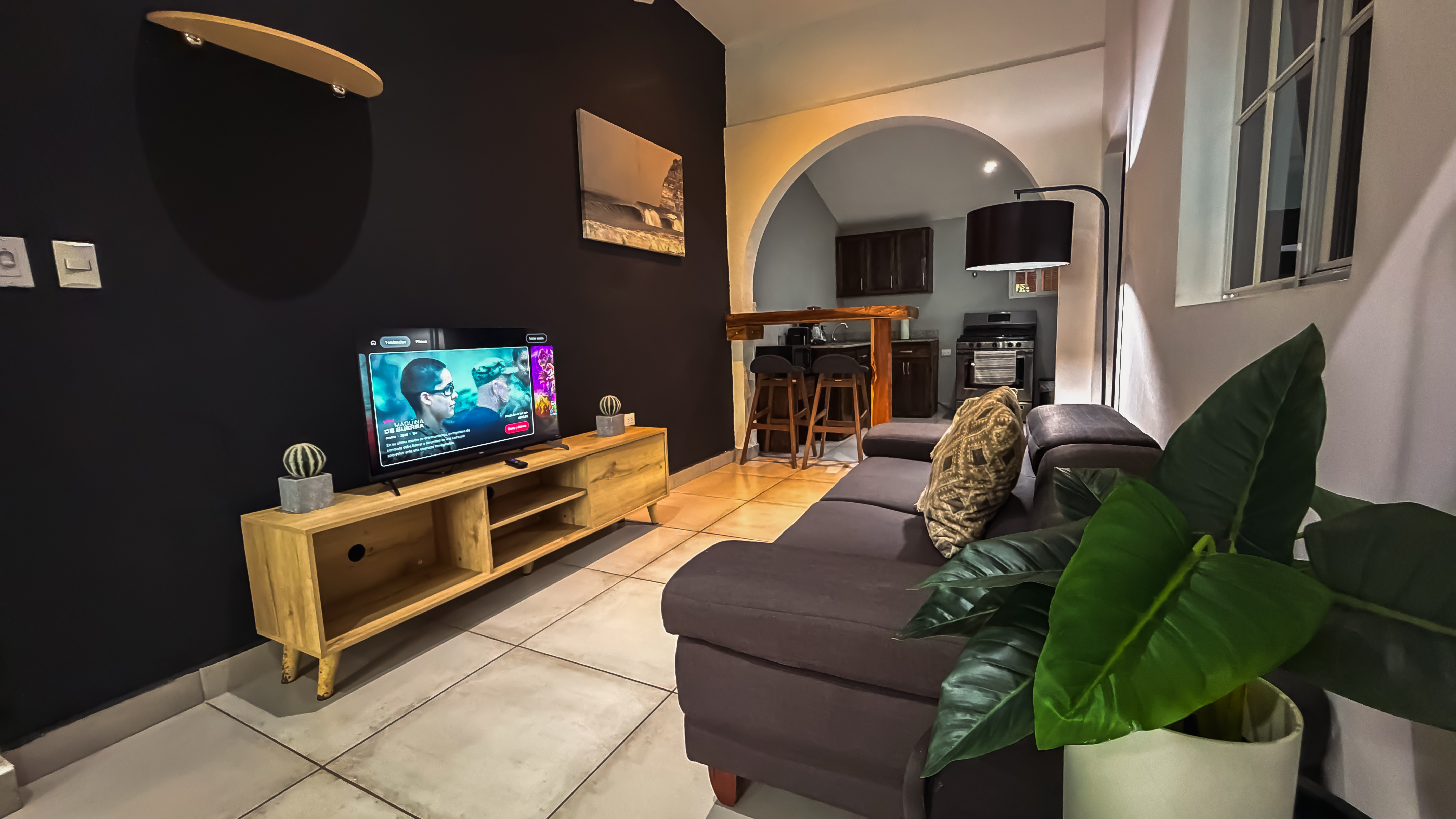Studio Apartment — Pool View 7