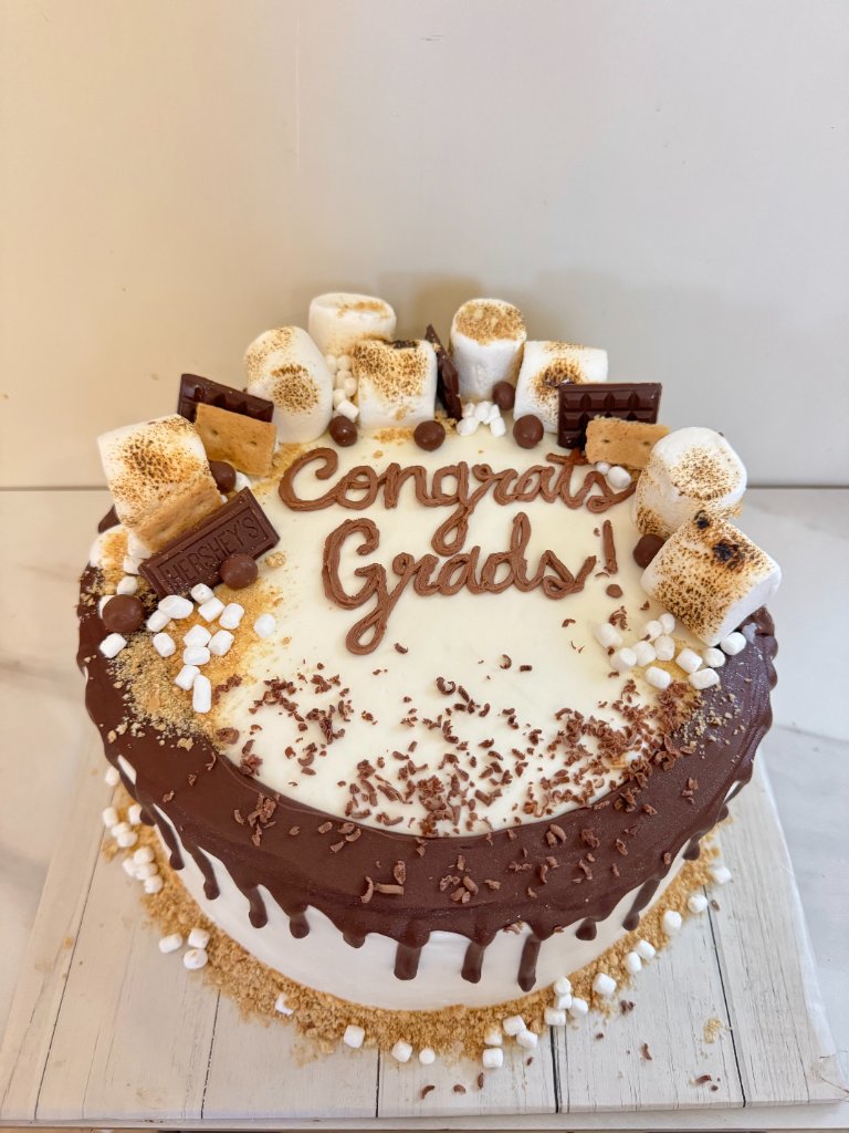 Custom cakes creation