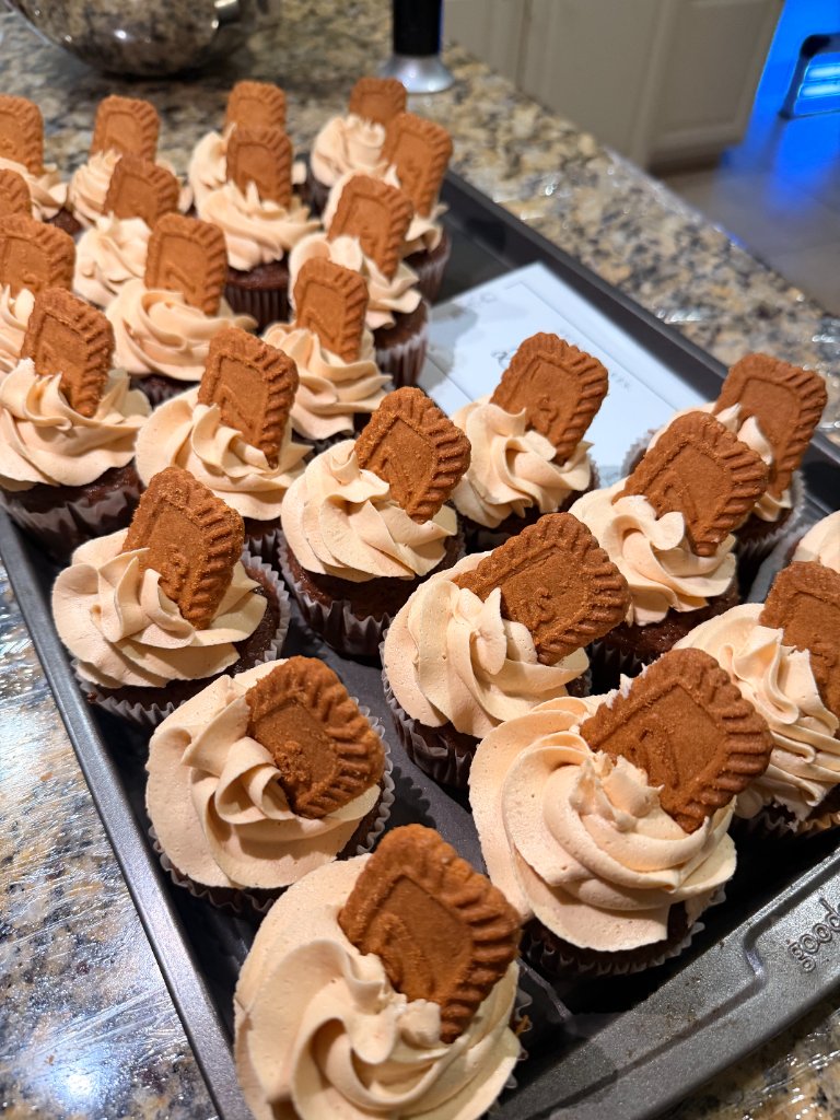 Custom cakes creation