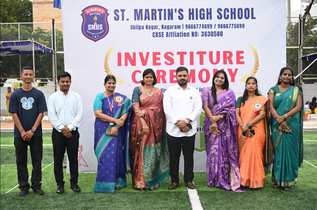 Dignitaries at the Ceremony