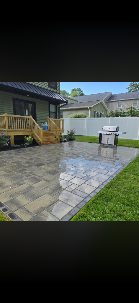 Backyard Paver Patio