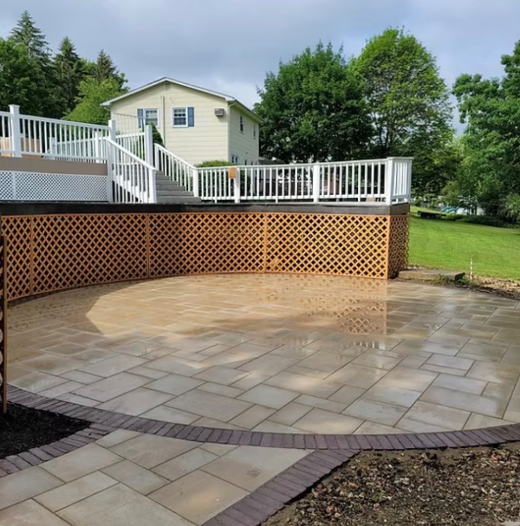 Curved Patio with Deck Integration