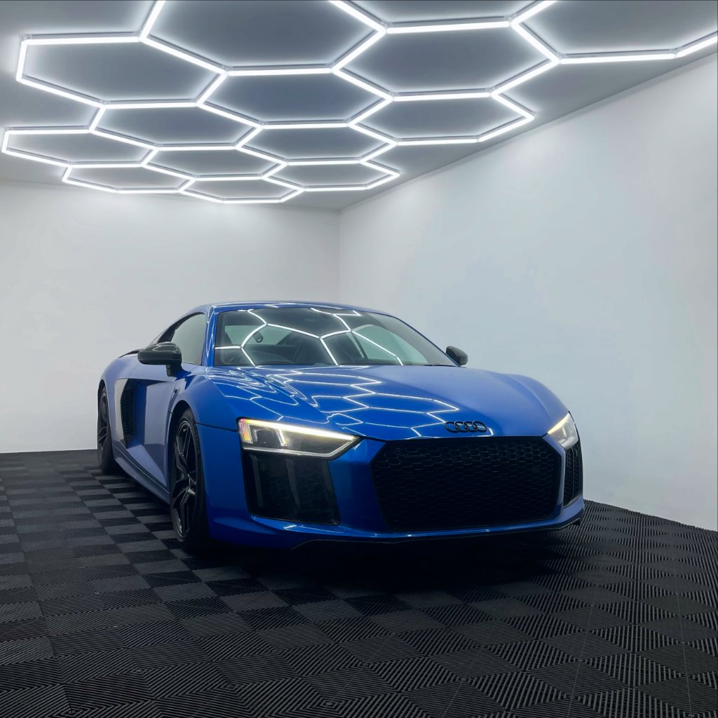 Taylor, TayJay Wraps vehicle wrapping specialist, applying premium vinyl film