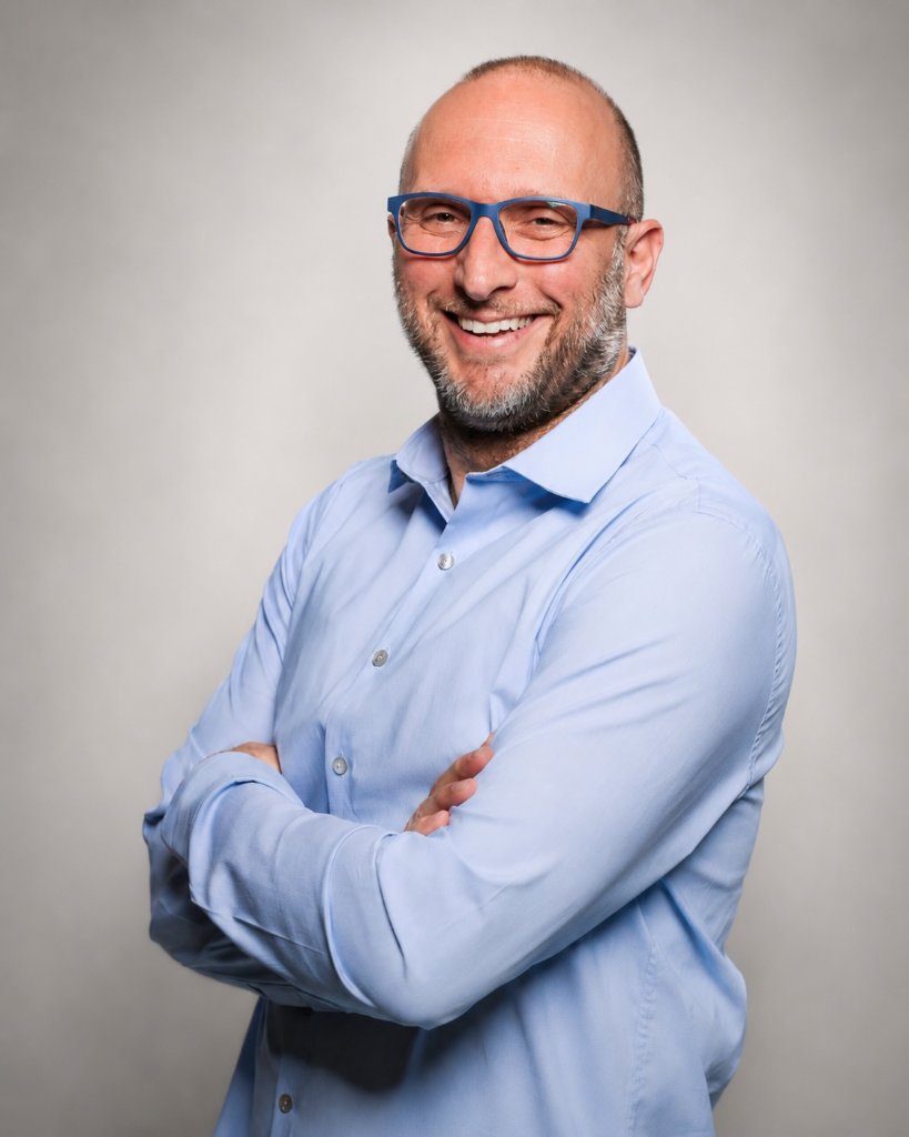 Eran Zakut, Co-founder at FinanceDifferently