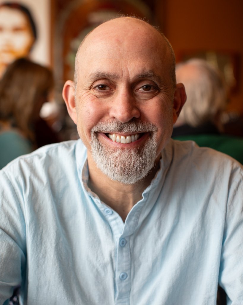 Aaron Hendon — mindfulness instructor, real estate broker, and international speaker