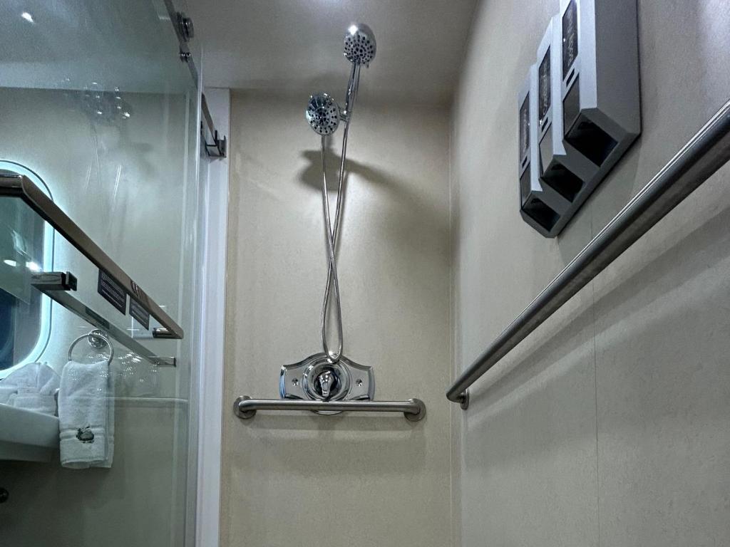 Shower fixtures inside a dome bathroom
