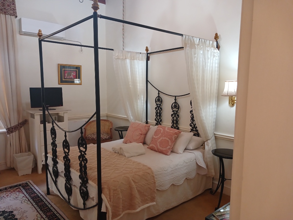 Room 4