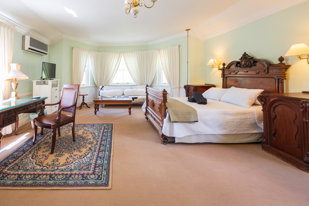 Room 1