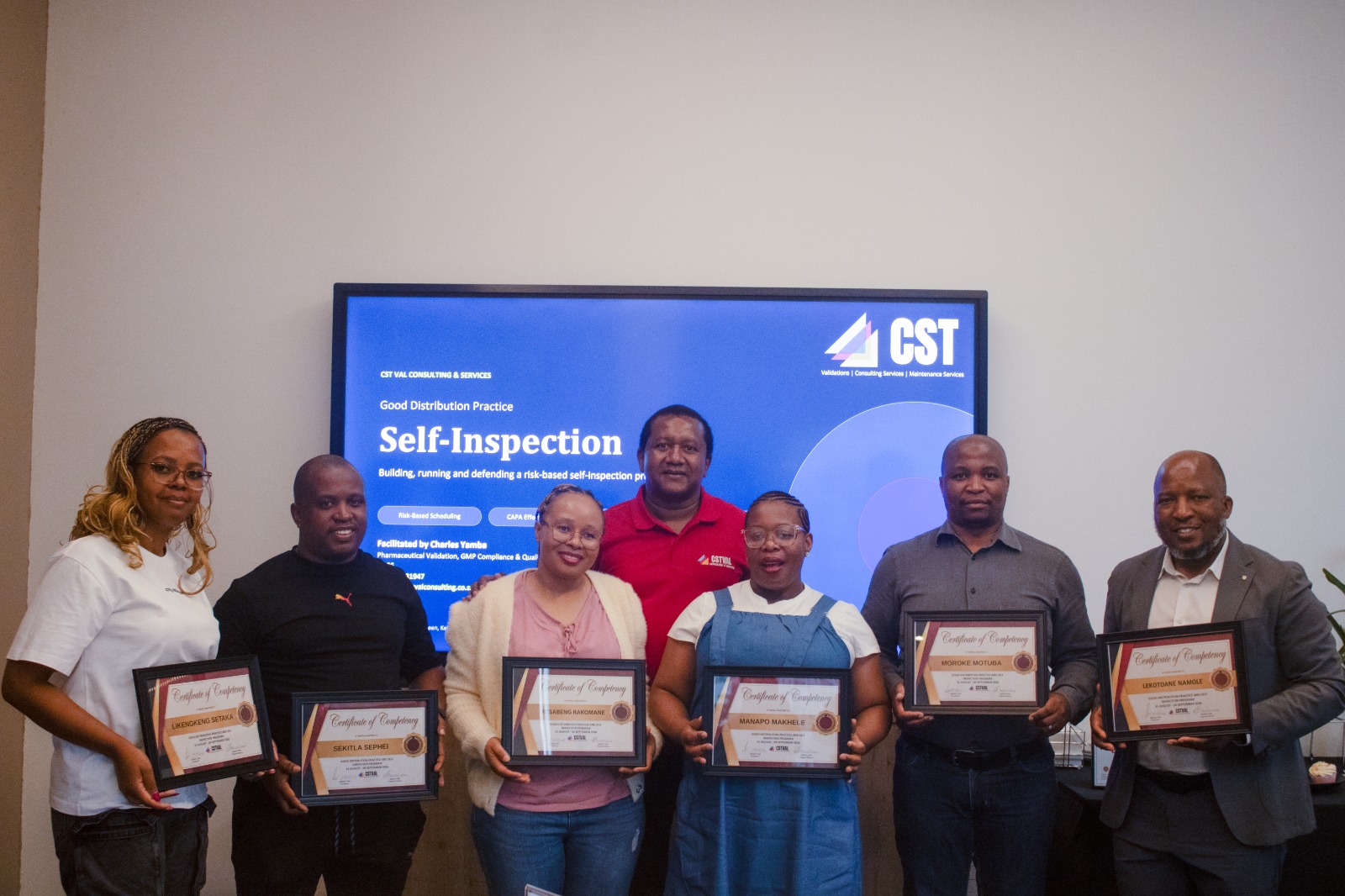 Group of GDP self-inspection certificate recipients