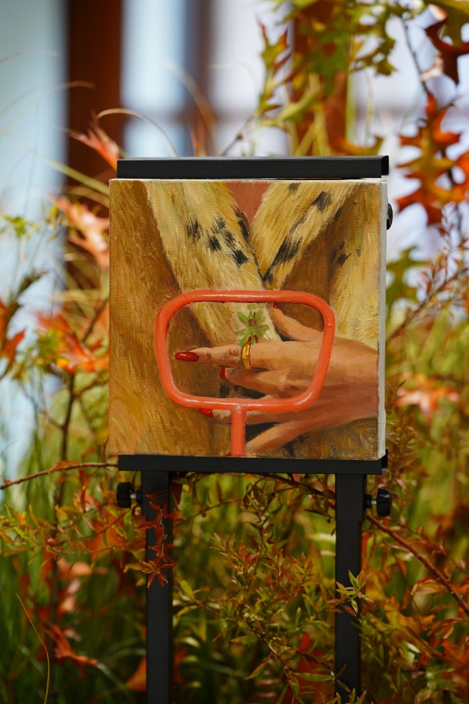 A painting shown among the planting