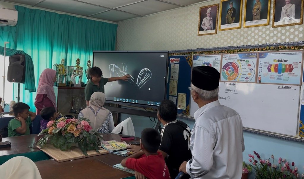Smart classroom interactive smart board solution Malaysia