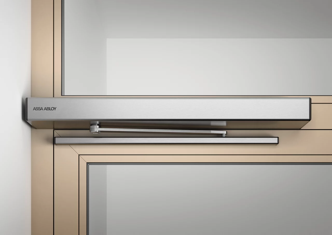 SW300 – Automatisk slagdörrsautomatik