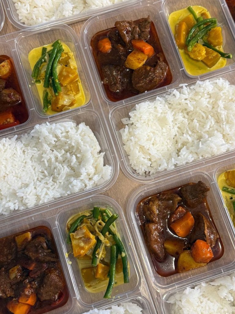 Beef Caldereta with Ginataang Sitaw at Kalabasa
