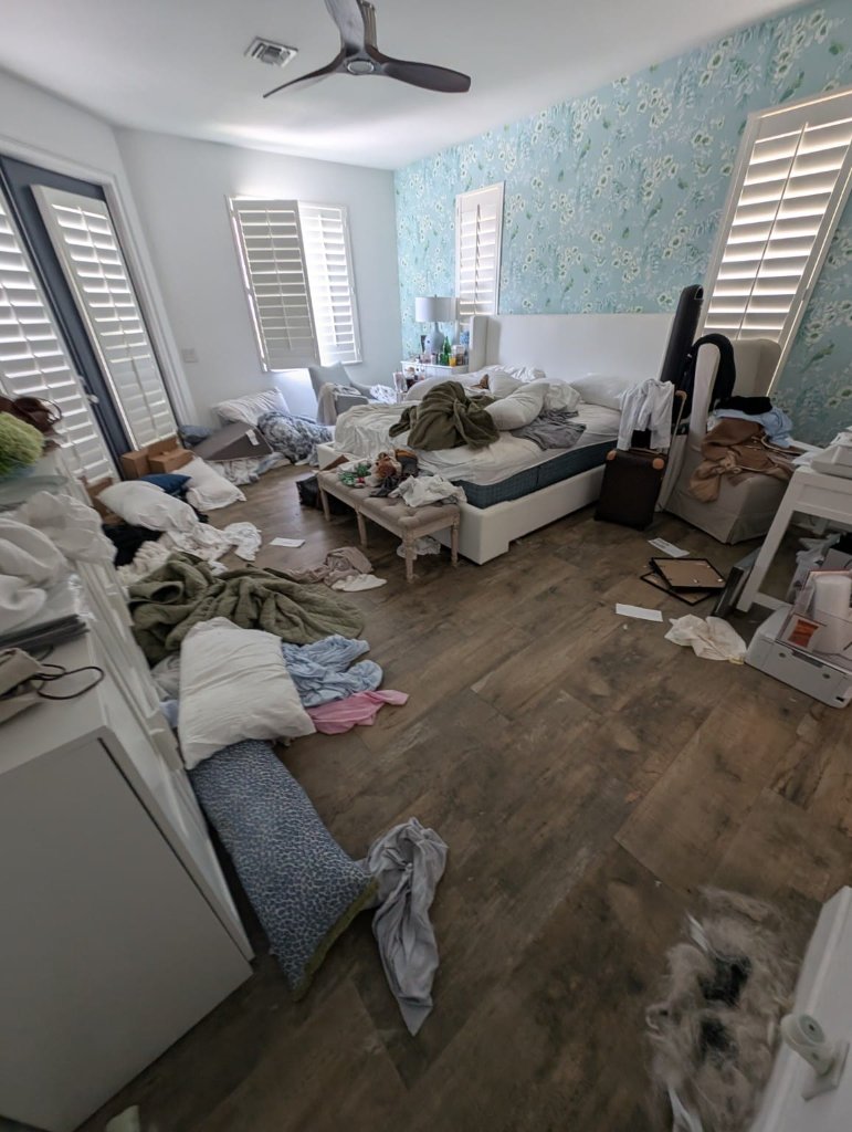 Cluttered bedroom before clutter removal
