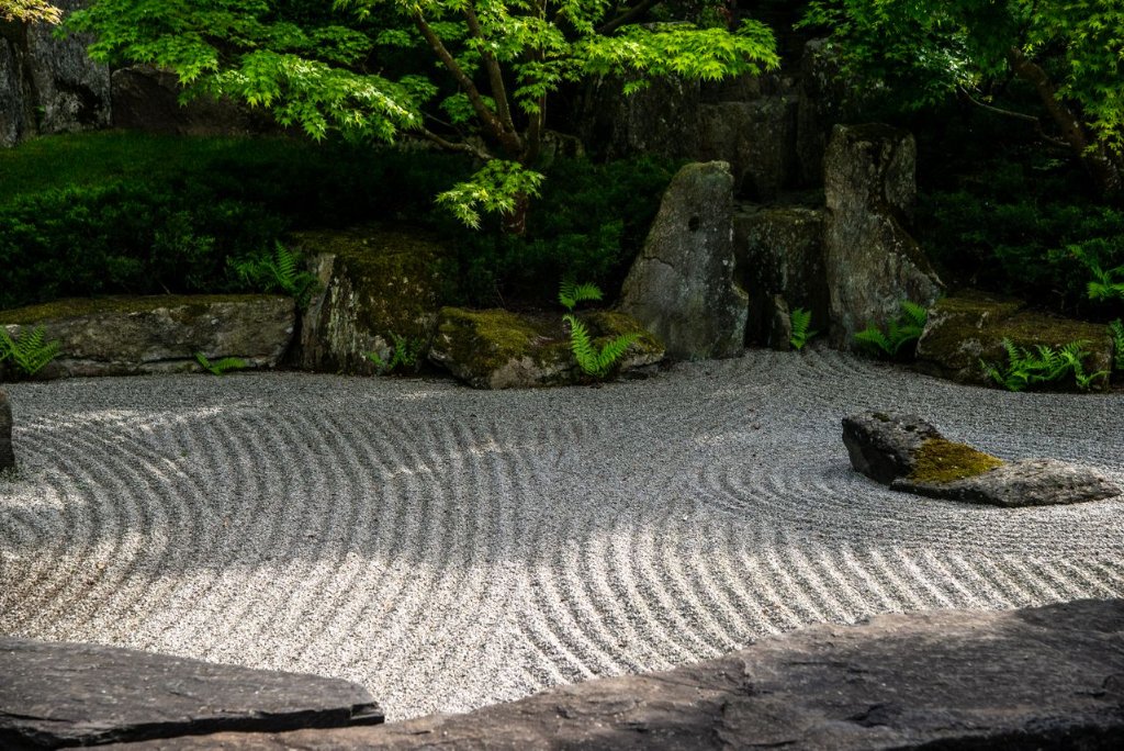 Zen garden — raked sand as lines of flow