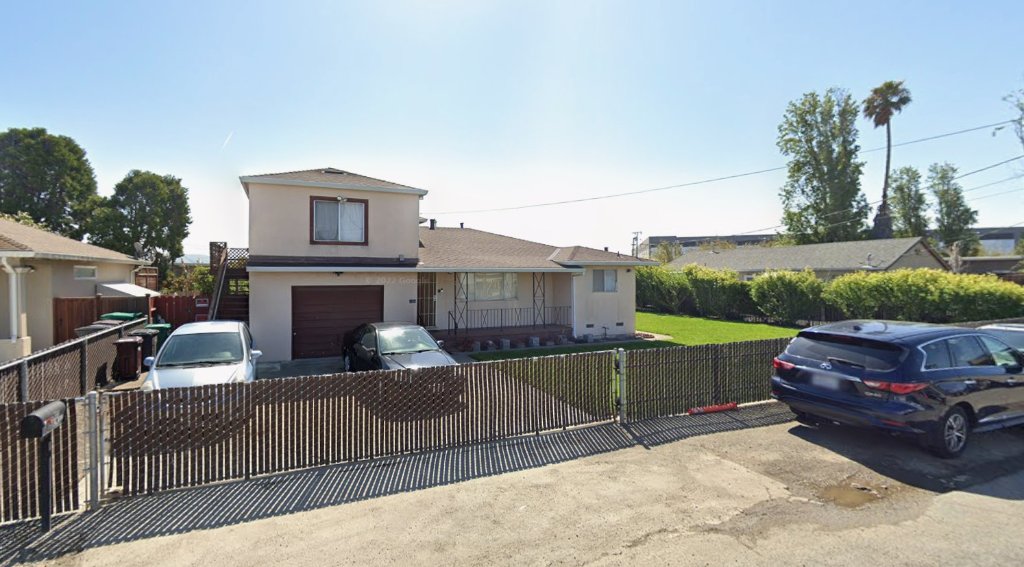 Street View of 3466 Baumberg Avenue