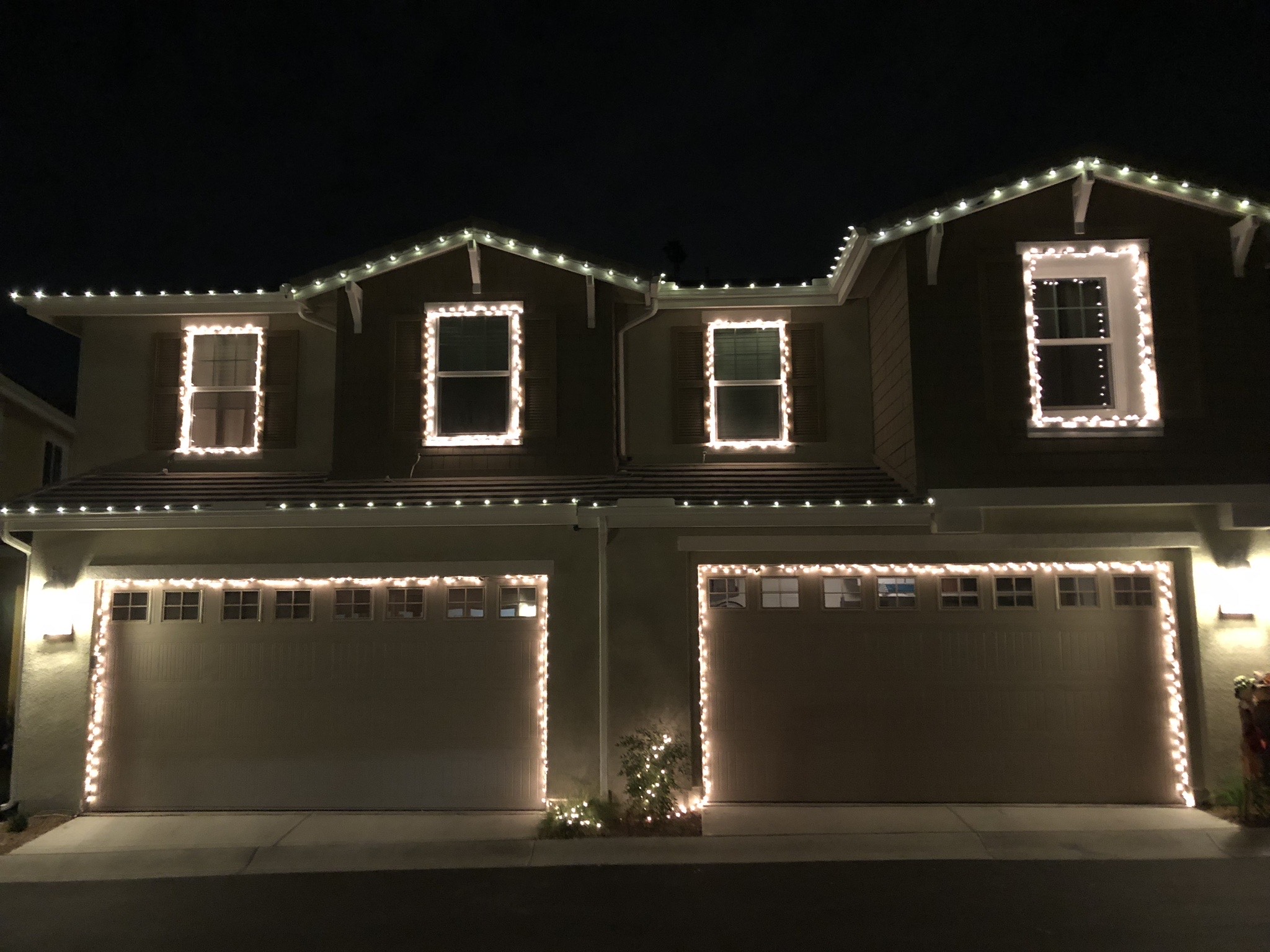 Warm White Roofline