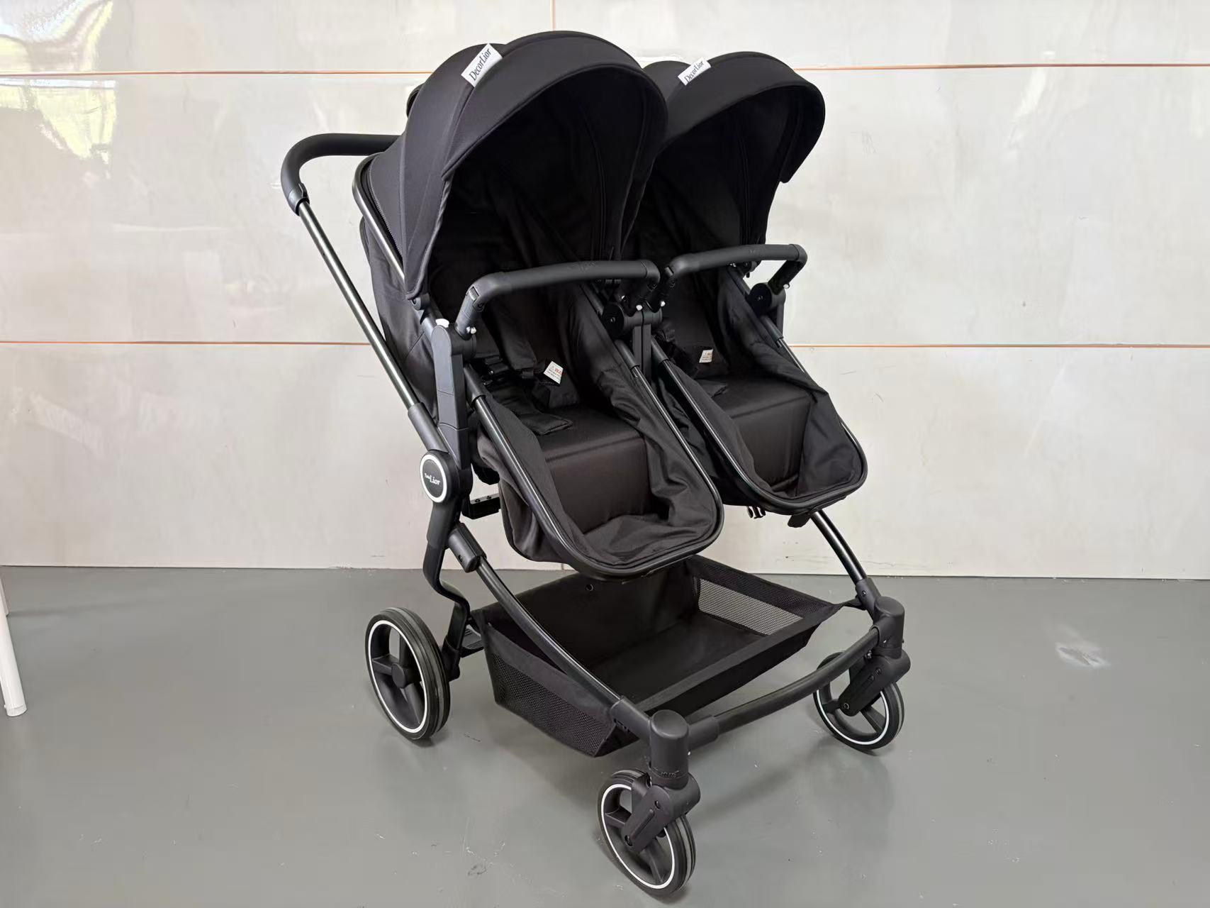 Twin Lior