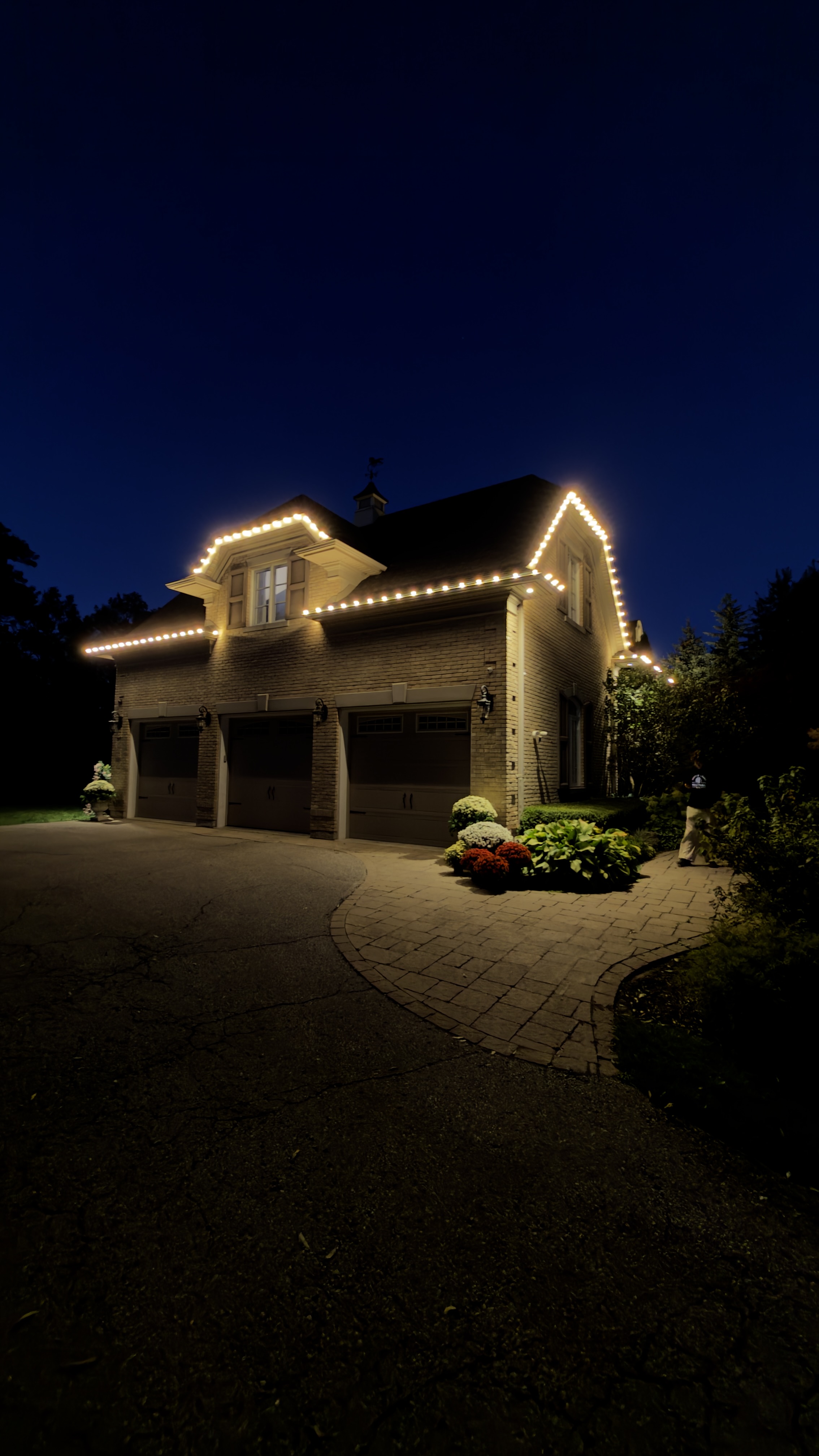 Warm White — Full Roofline