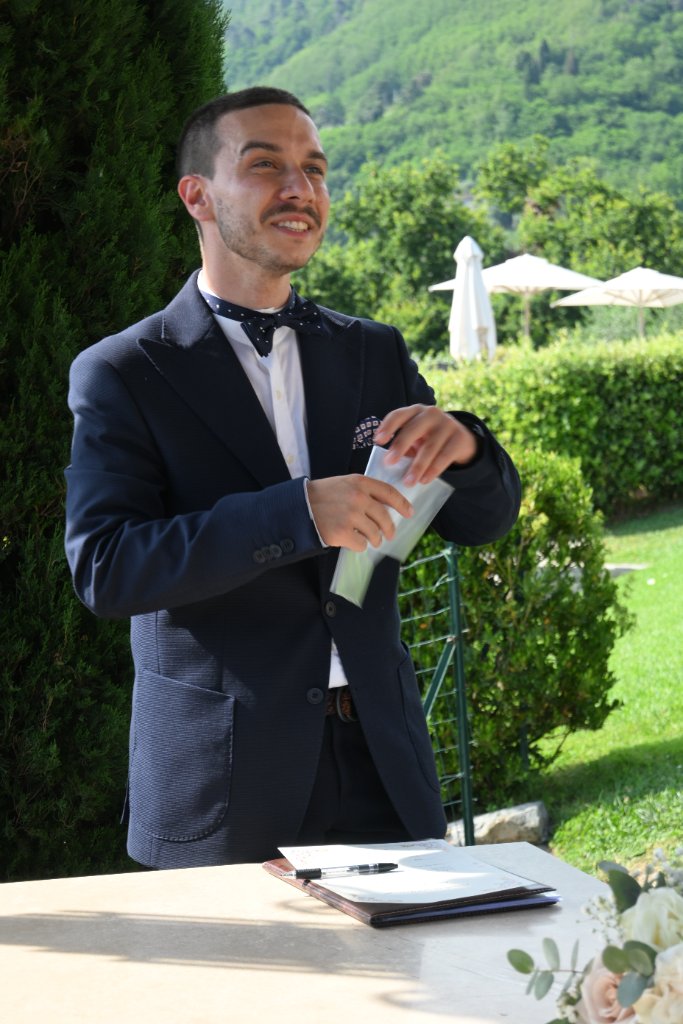 How to Organize a Symbolic Wedding in Italy