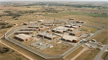 FCI El Reno photo 1