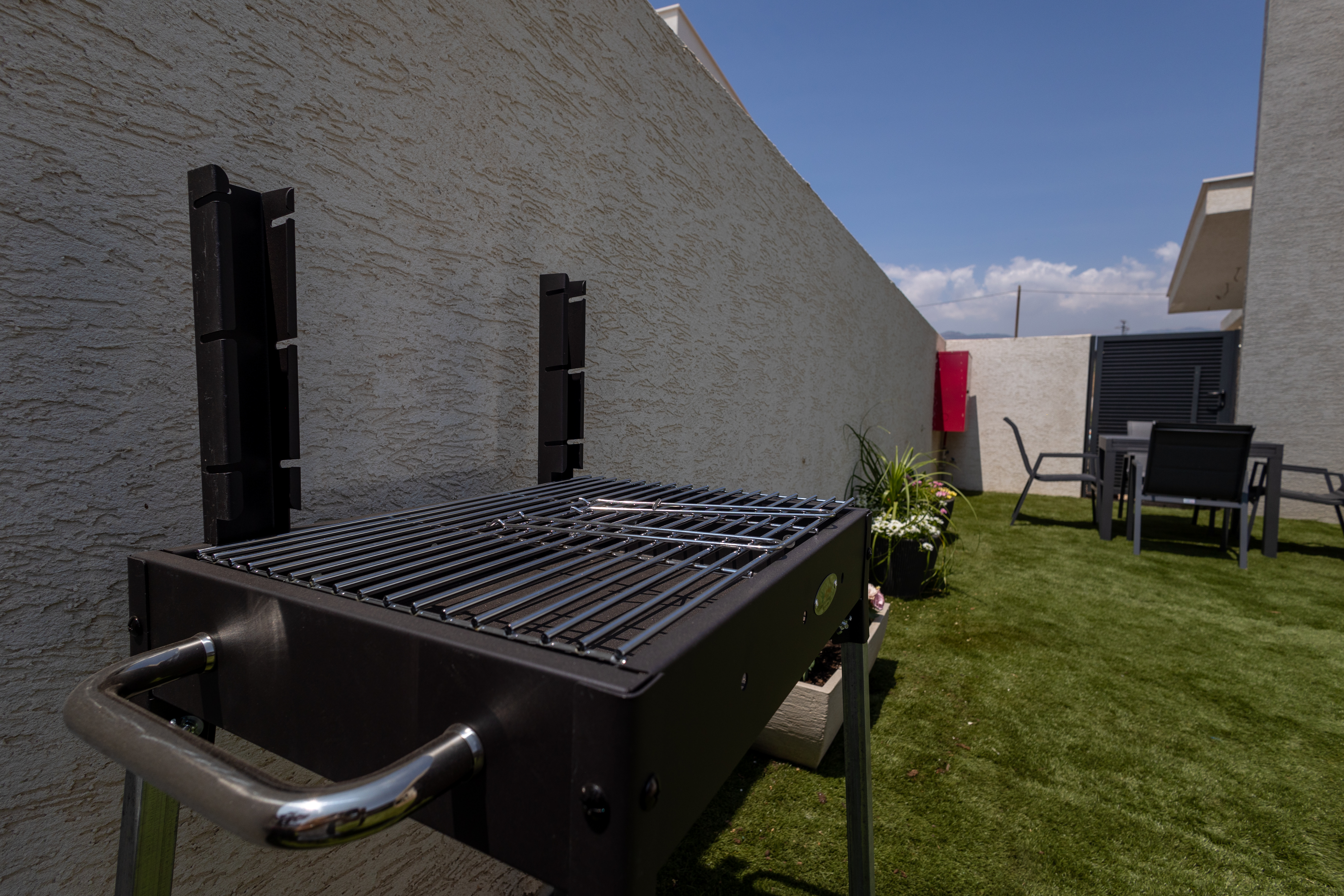 פינת ברביקיו מאובזרת