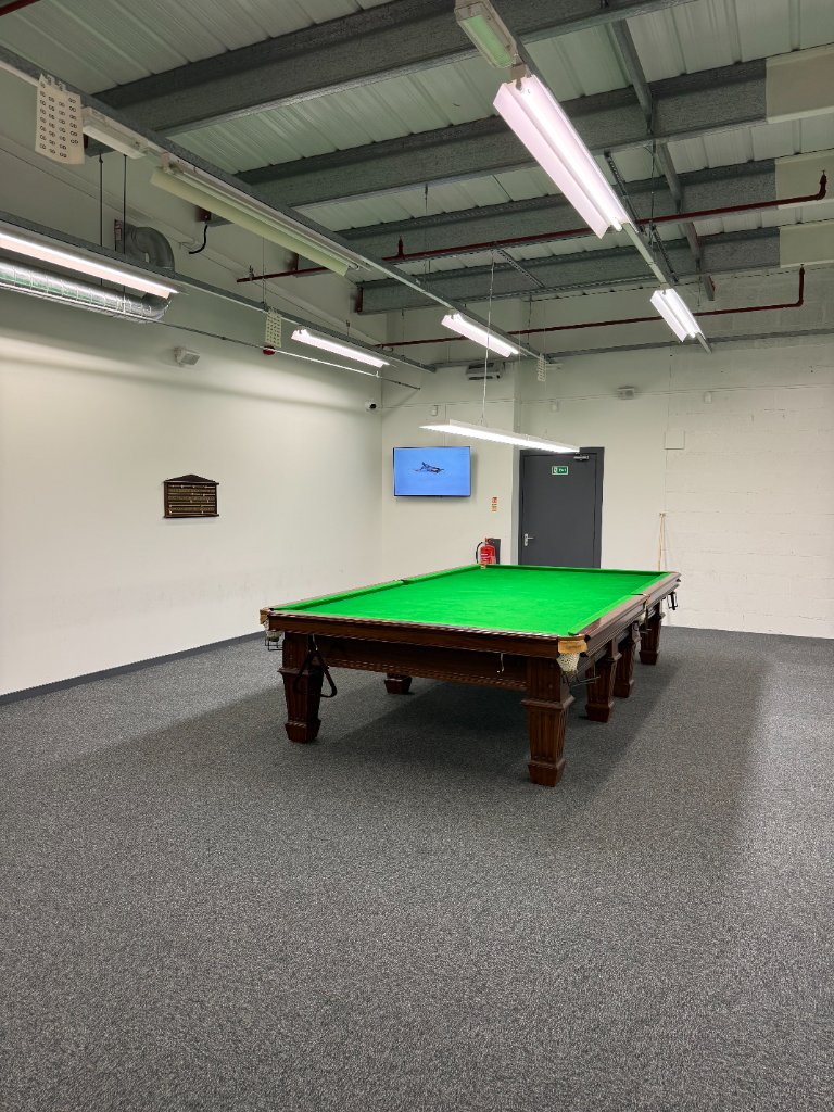 Ellesmere Port — The Baize