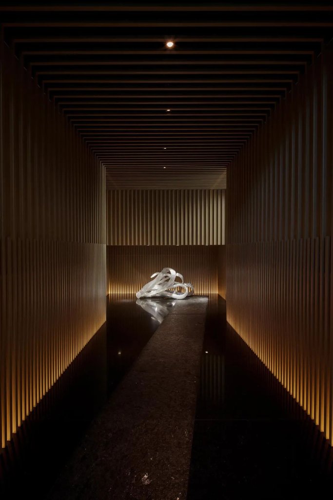 Wood-Slat Hall — Sculpture End