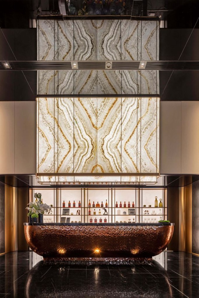Onyx Slab Bar — Copper Counter